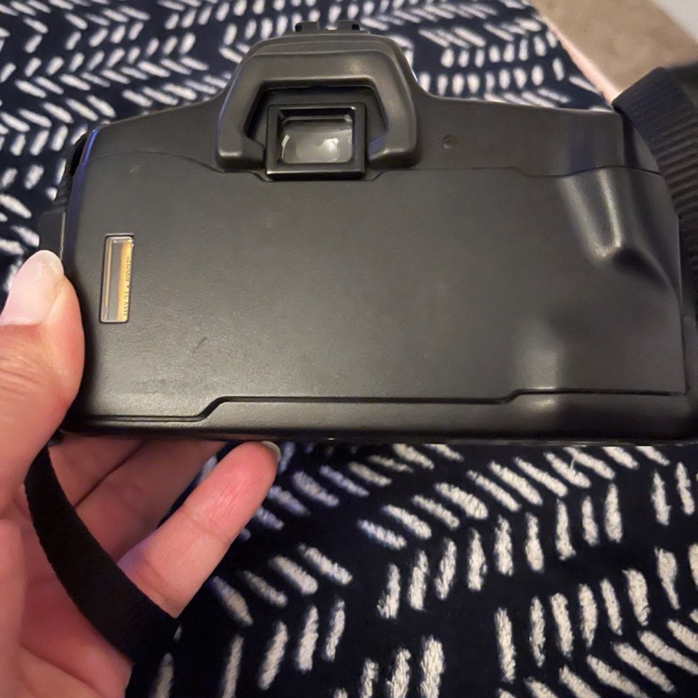 Camera - Picture 2 of 4